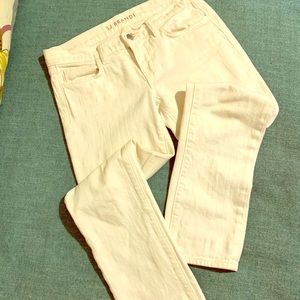 White Straight Leg Cropped Midrise Ankle Jeans